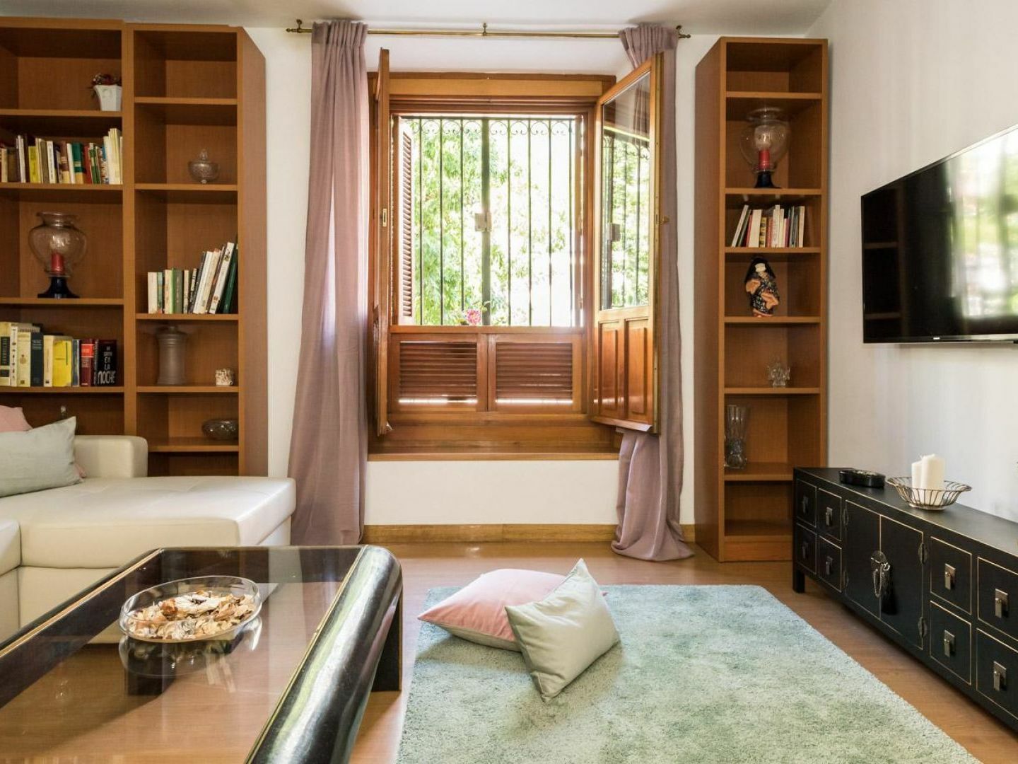 Gomez De Mora Apartment Madrid Exterior photo